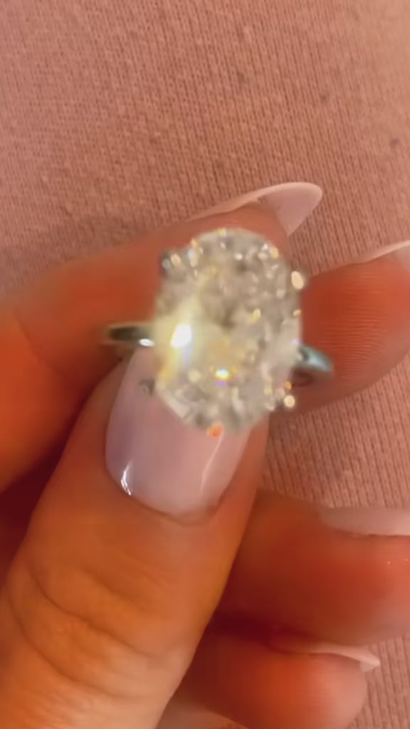 The Bella Oval Ring 159.95-299.95