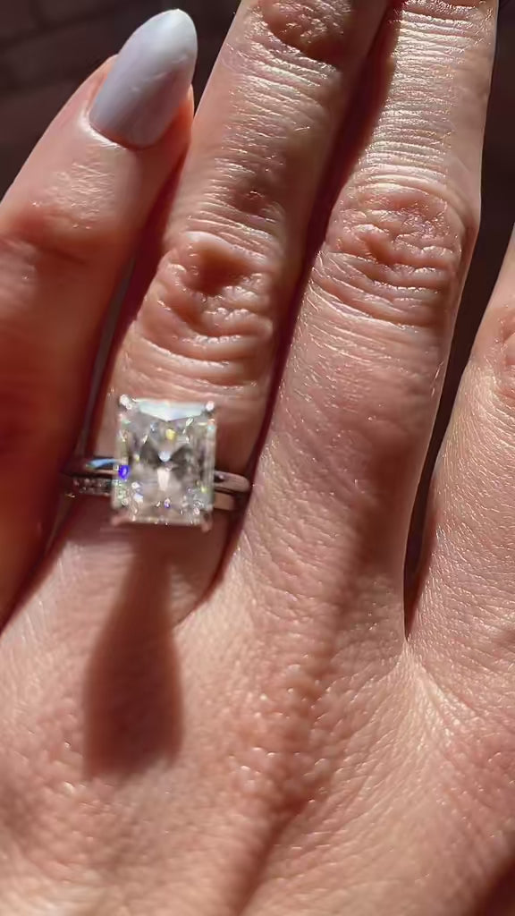 The Addison Radiant Ring
