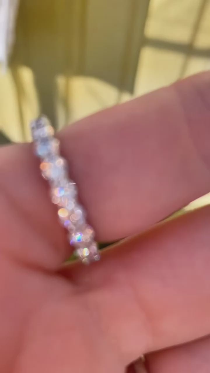 The Paris 3mm Band Ring