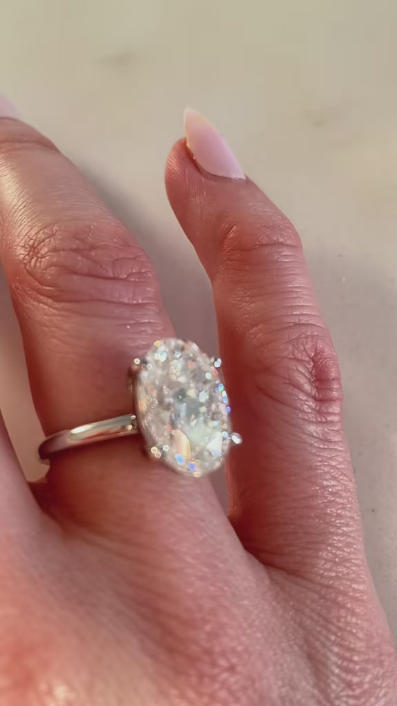 The Bella Oval Ring 159.95-299.95